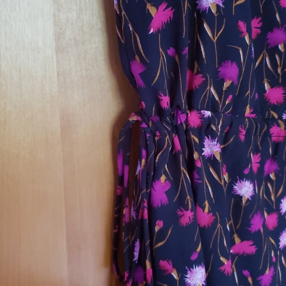 Sleeveless dress - Picture 4 of 6